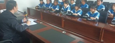 方正县公安局联合会发中学校召开 打击整治网络谣言专项行动研讨会