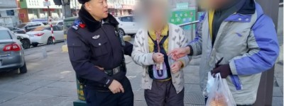 巡逻民警暖心救助迷路老人